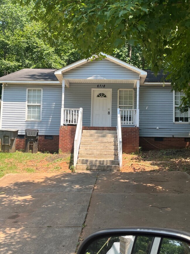 Building Photo - 6718 Rockwell Blvd W