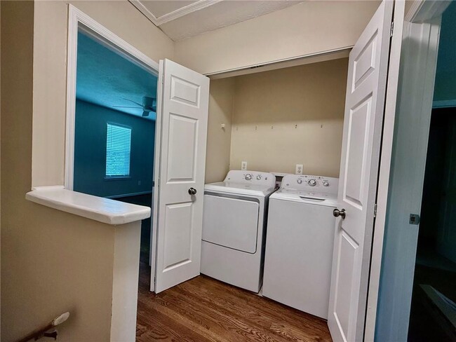 Building Photo - 405 Oak Harbor Ct