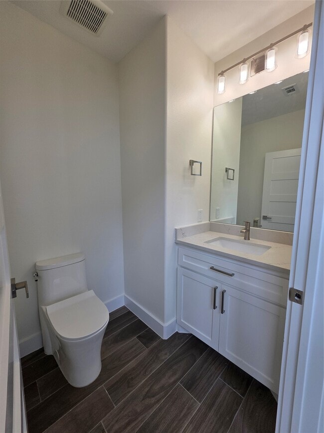 Building Photo - 12255 Trail Hollow Dr
