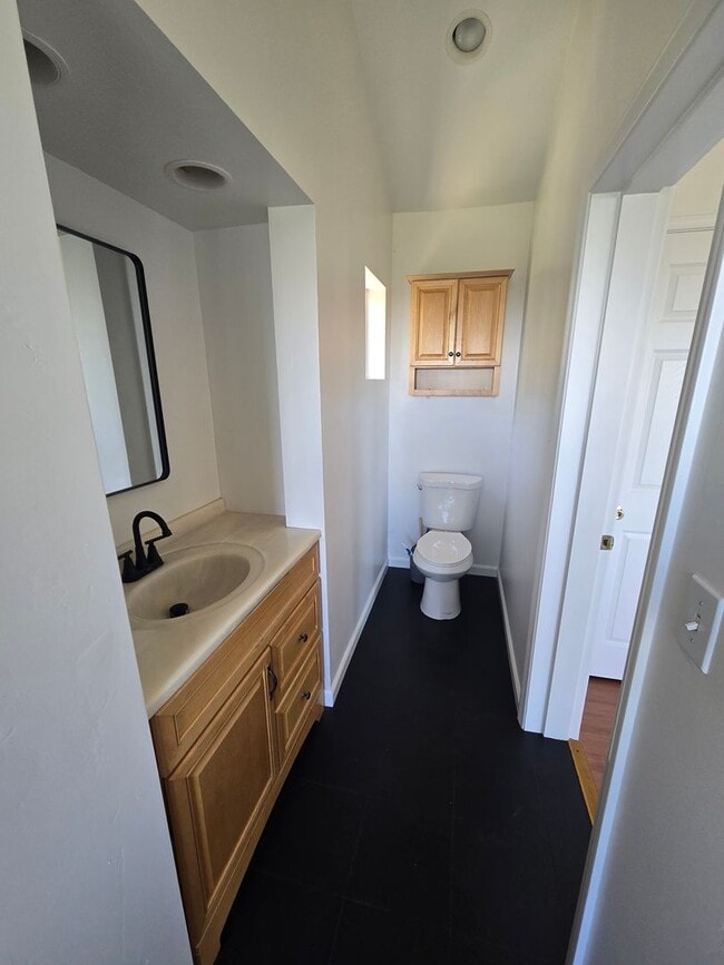 Building Photo - ?PRICE IMPROVED!!?Peaceful Mountain Home i...