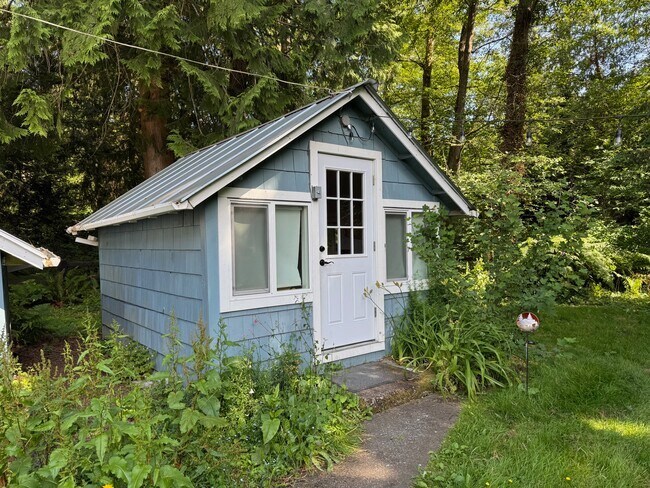 Building Photo - 10103 SW 156th St