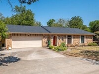 Building Photo - 408 Heritage Trail