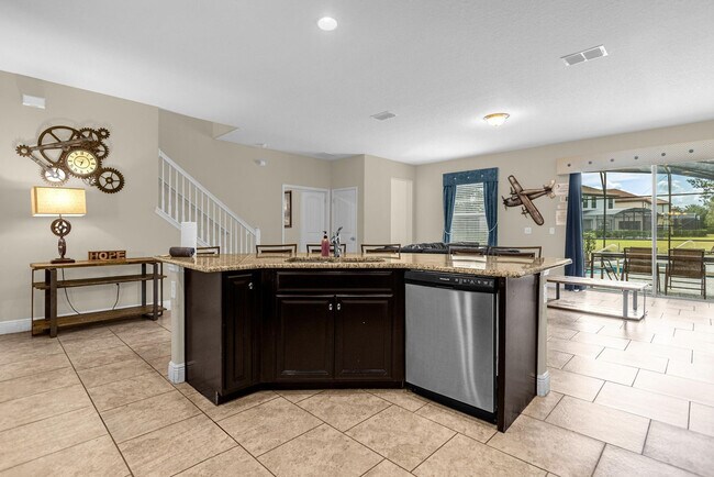 Building Photo - 5259 Wildwood Wy