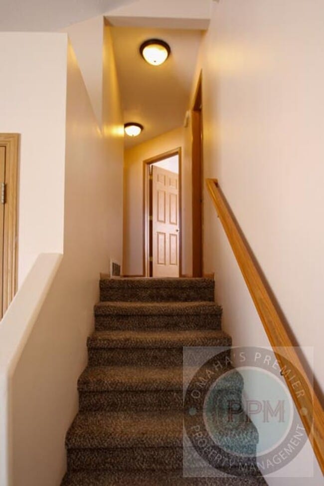 Building Photo - Comfortable 3Bd/2Ba/2Car Home in Papillion