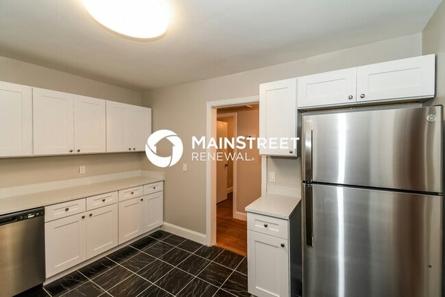 Building Photo - 3 Bedroom Pet-Friendly Home in JACKSONVILL...
