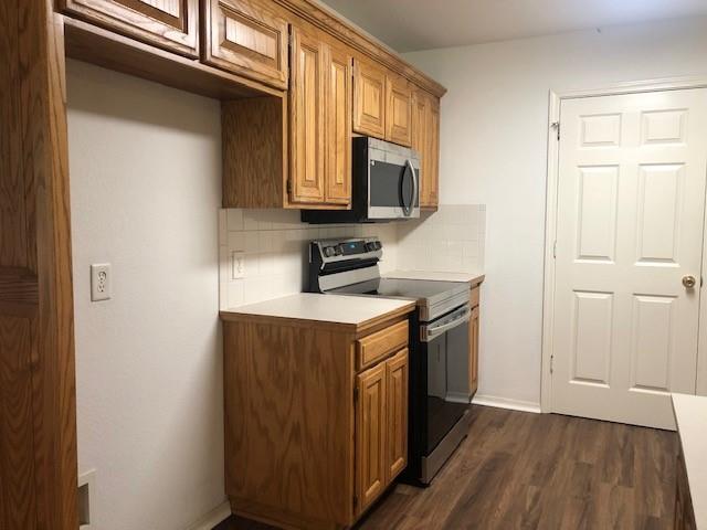 Building Photo - 2 Millom Ln