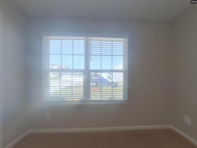 Building Photo - 312 Sundew Rd