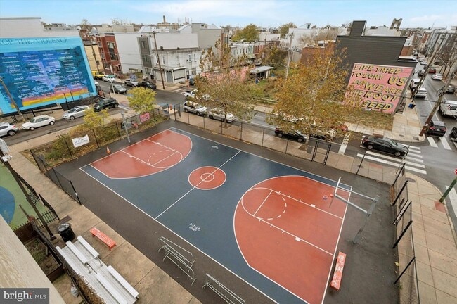 Building Photo - 1942 Tasker St