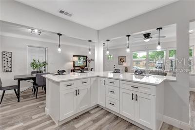 Building Photo - 6660 17th Ln N