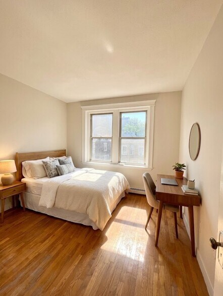 Building Photo - 15 Colborne Rd
