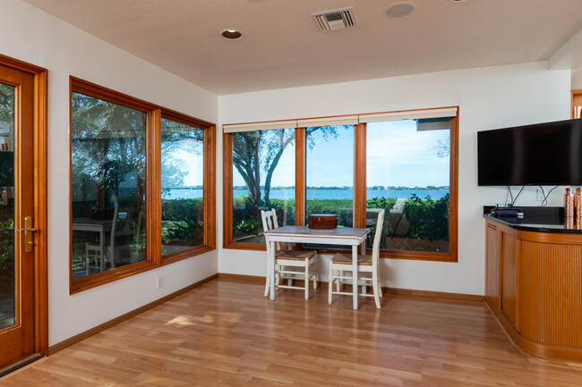 Building Photo - 722 Loggerhead Island Dr