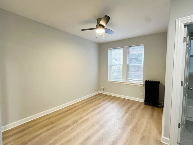 Building Photo - 5710 N Winthrop Ave