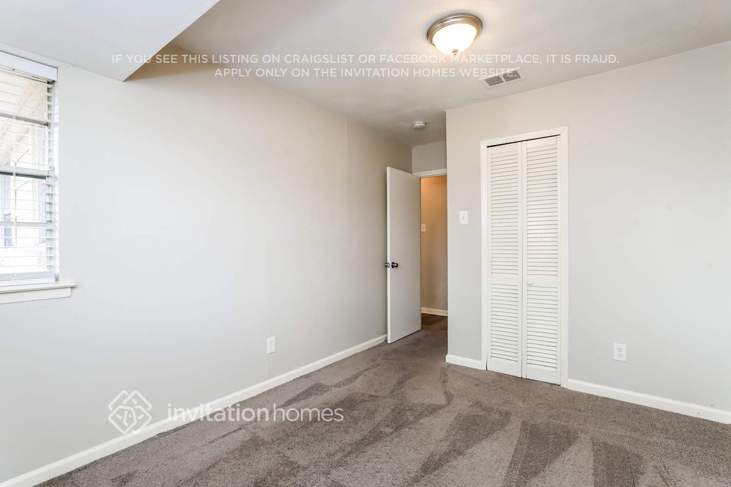 Building Photo - 2301 Narobi Pl