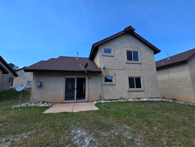 Building Photo - 1642 Columbine Village Dr