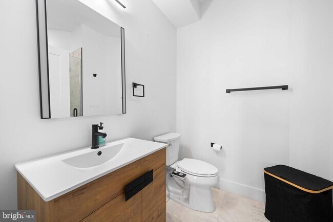 Building Photo - 30 Kennedy St NW