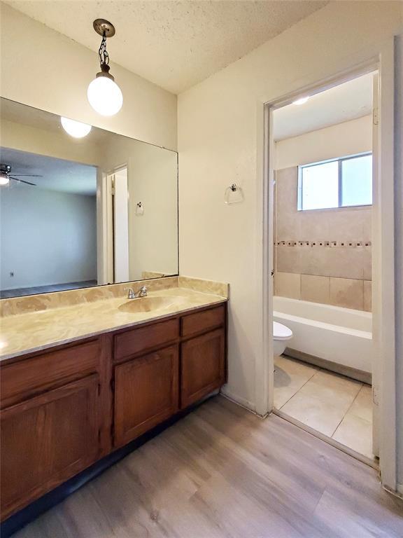 Building Photo - 2827 Wilcrest Dr