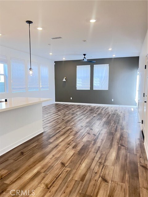 Building Photo - 4055 Pomelo Dr