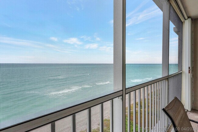 Building Photo - 840 Ocean Dr