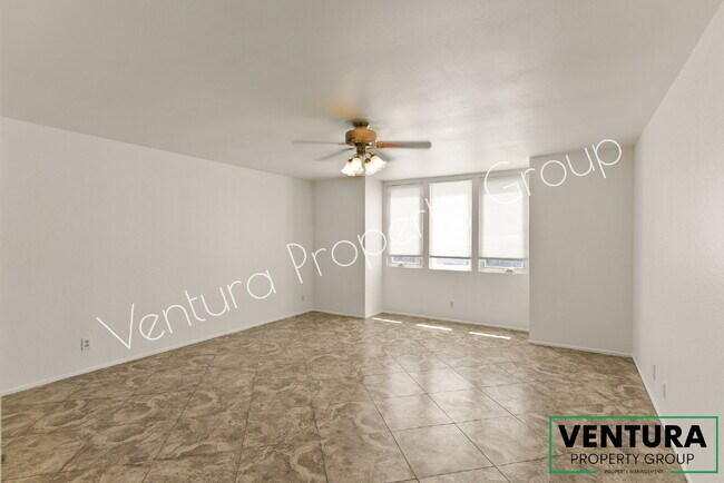 Building Photo - Spacious 4-Bed, 3-Bath Gem in Camarillo Heights