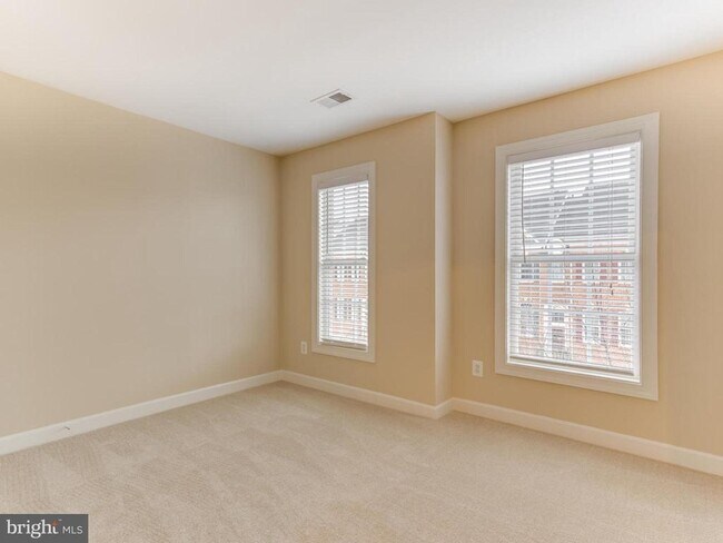 Building Photo - 43802 Bent Creek Terrace