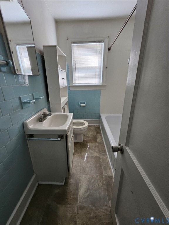 Building Photo - 203 N Amelia Ave