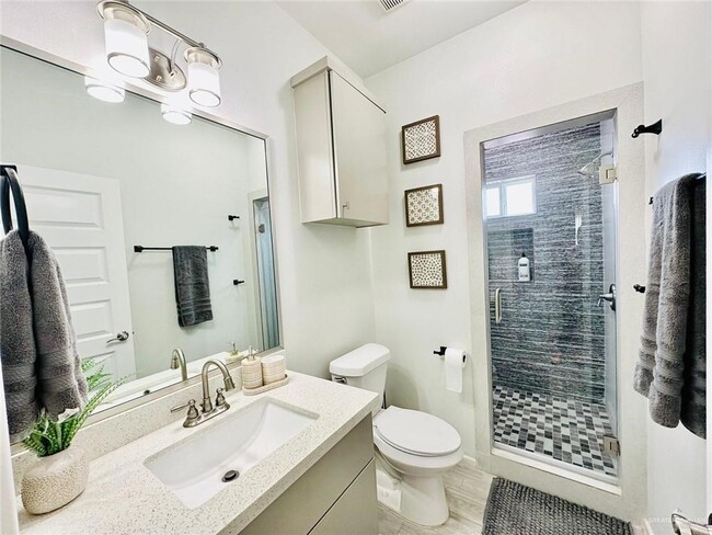 Building Photo - 30 Mulberry Ave