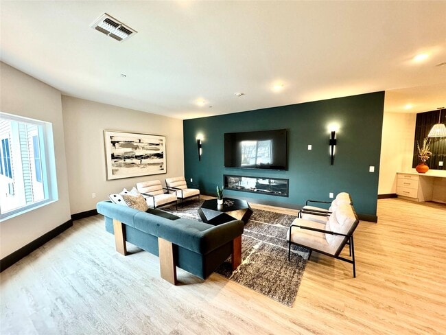 Primary Photo - 306 Bluestone Ct