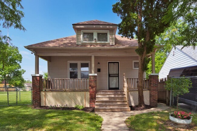 Building Photo - 14601 San Juan Dr