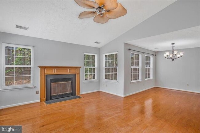 Building Photo - 4325 Lord Fairfax Ct