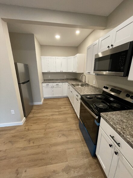 Building Photo - 72 Hungerford Terrace