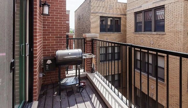 Building Photo - 2129 N Campbell Ave