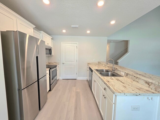 Building Photo - Quaint 3-Bedroom Home - Cardinal Cove