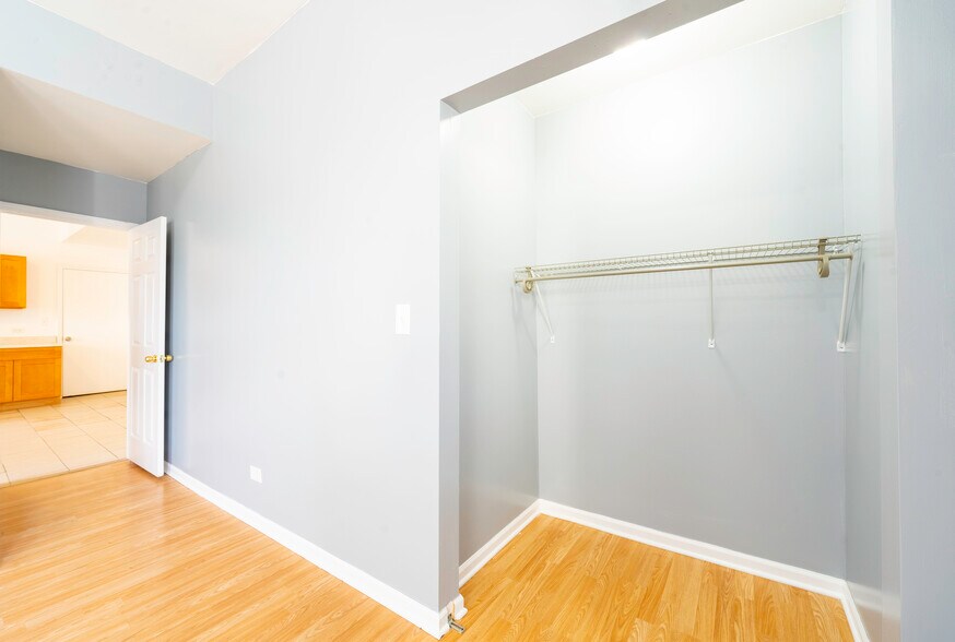 Building Photo - 3101 W 38th St