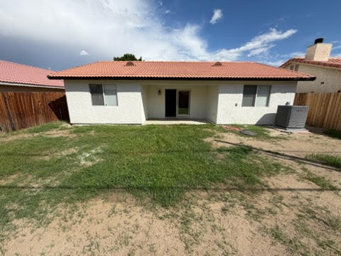 Building Photo - 51345 Avenida Velasco