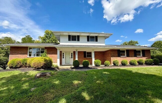 Building Photo - 6862 N Windwood Dr
