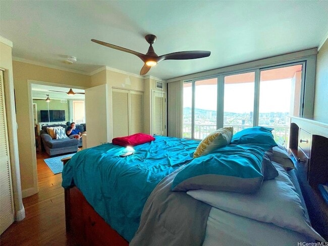 Building Photo - 801 S King St