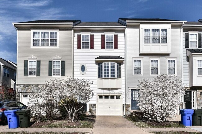 Building Photo - 2017 Capstone Cir