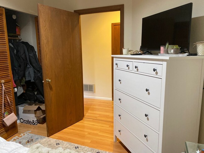 Building Photo - Ward Apartments LLC