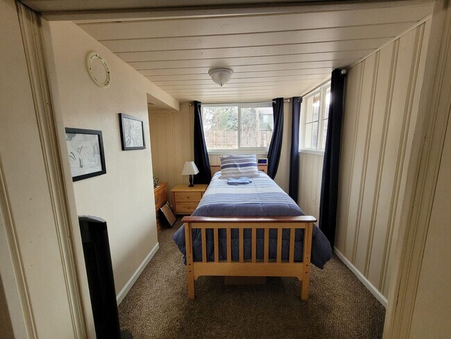 Building Photo - Beautiful Ranch-Style Home Near CU & Bould...