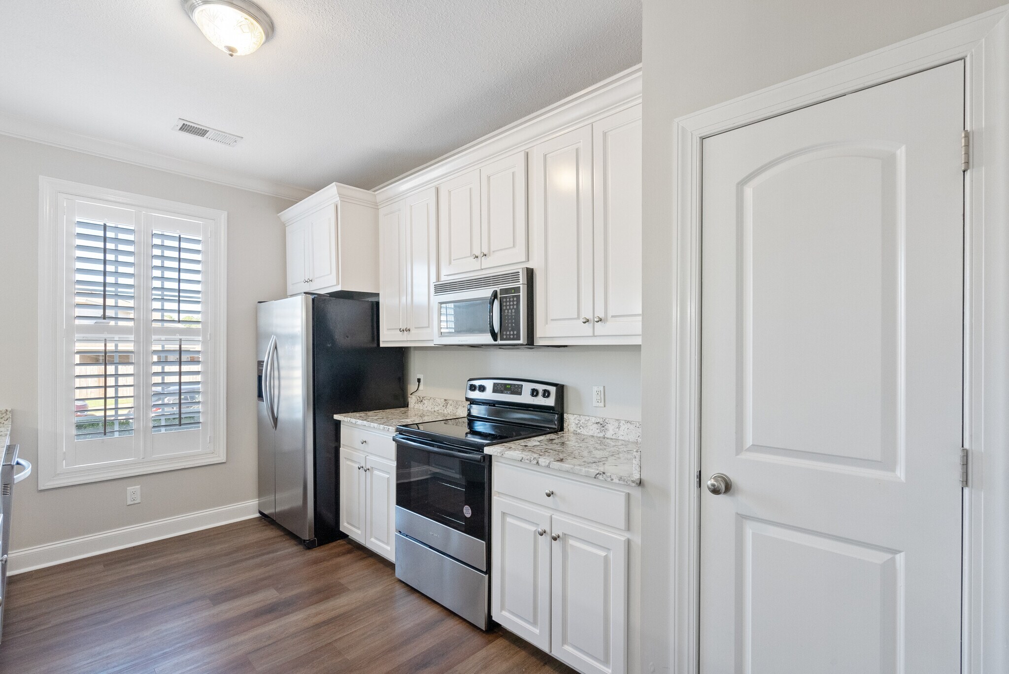 Building Photo - 728 Southpointe Commons Loop