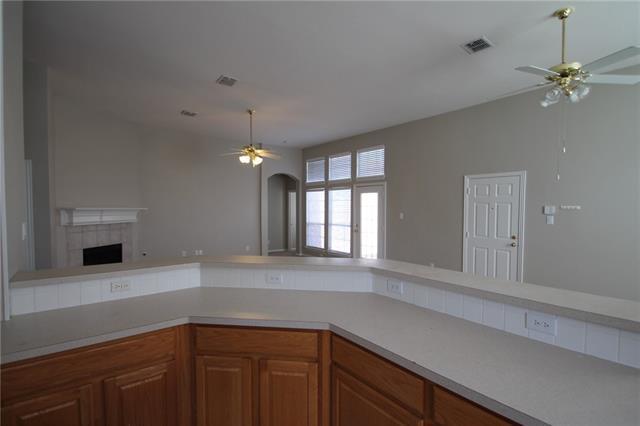 Building Photo - 1424 McKenzie Ct