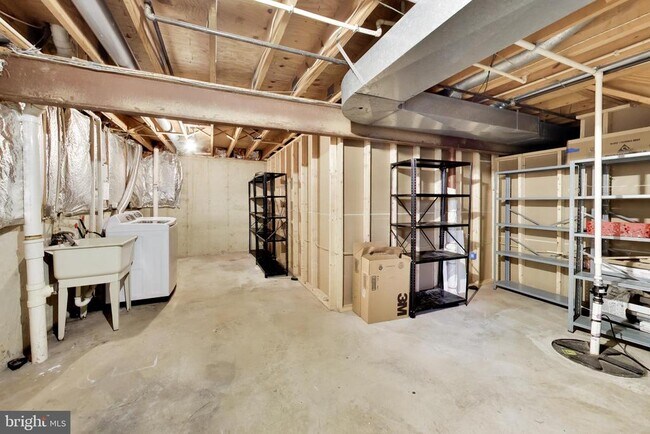 Building Photo - 991 Farm Haven Dr