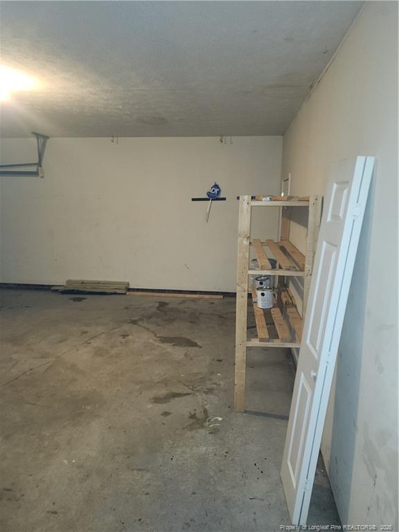 Building Photo - 6605 Omni Ct