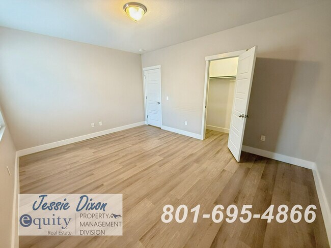 Building Photo - 1369 Carriage Chase Dr