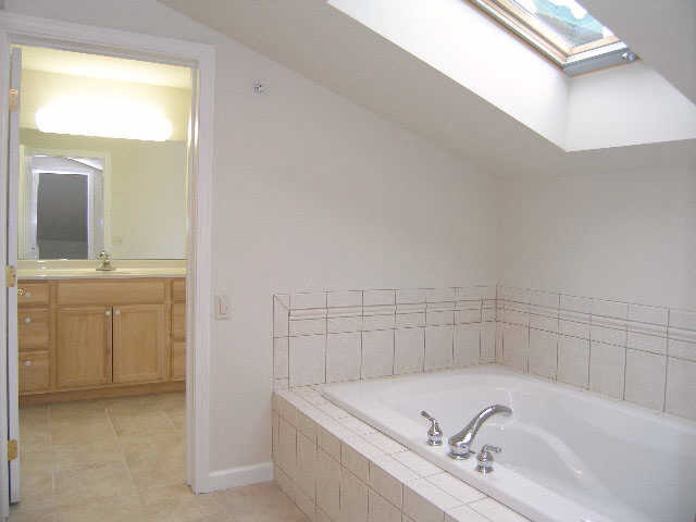 Interior Photo - Claire Pointe Condomniums