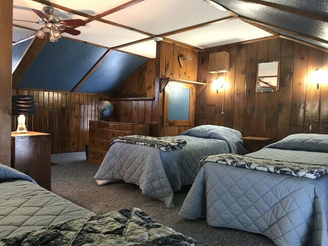 Building Photo - 164 Eddie Martin Rd