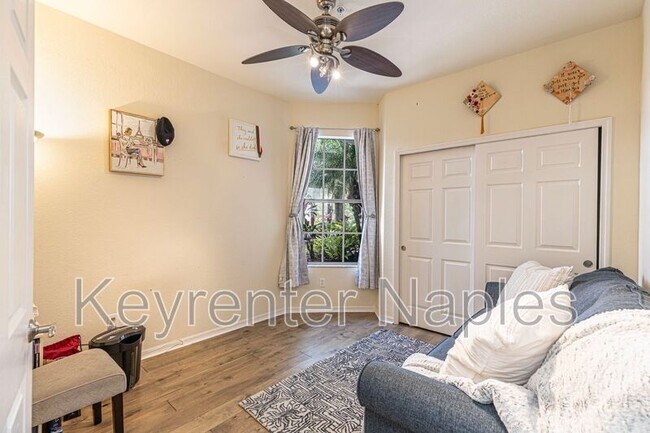 Building Photo - 12862 Carrington Cir