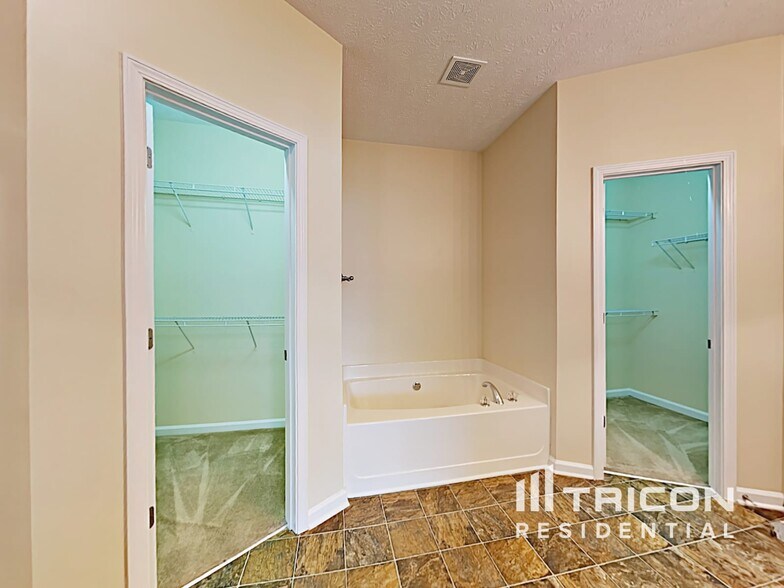 Building Photo - 24 Timberland Trail