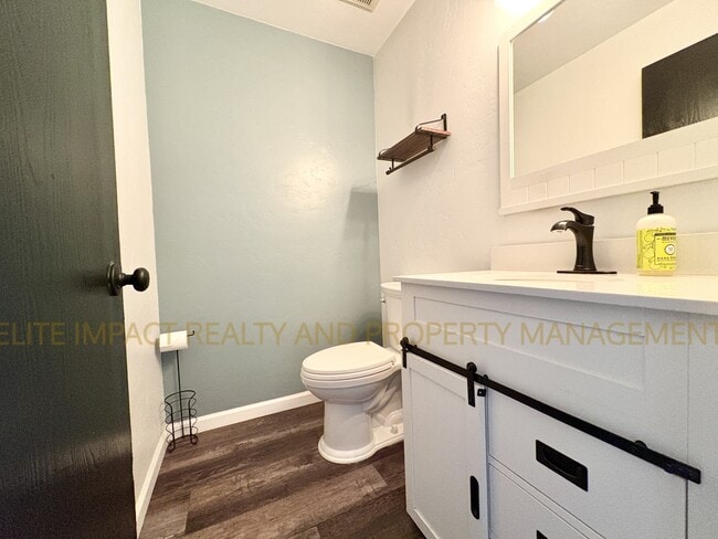 Building Photo - 1981 N Terraza de la Cienega