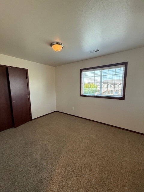 Building Photo - 2050 Andress Ln